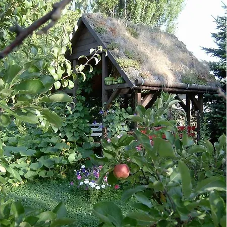 Nyaraló Holiday Home With 2 Bedrooms *